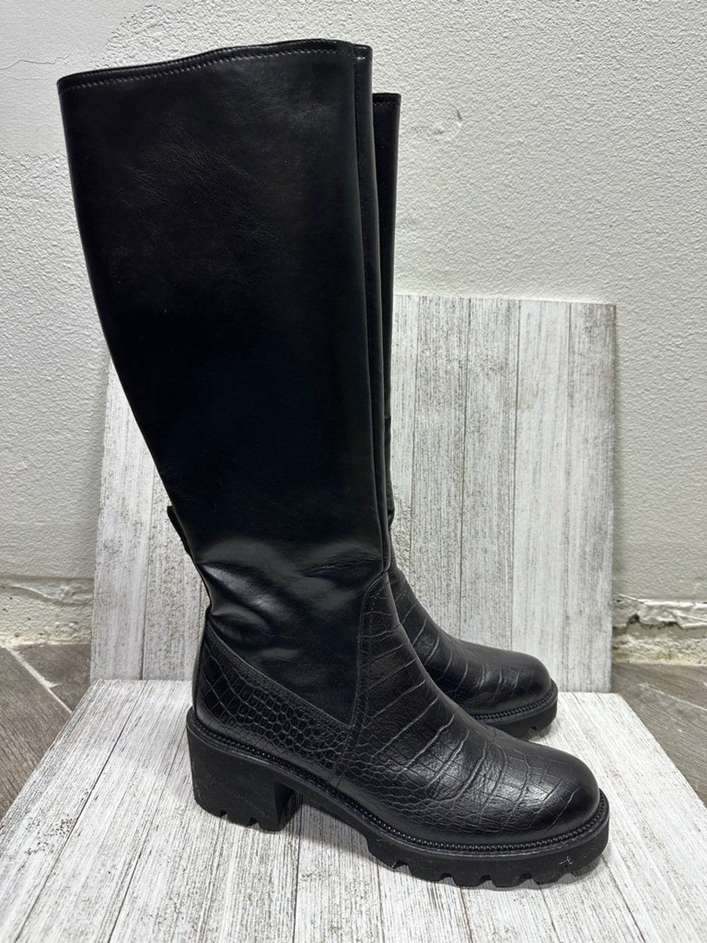 NWOB Paul Green Black Croc-Embossed Mid-Calf Chunky Heel Boots